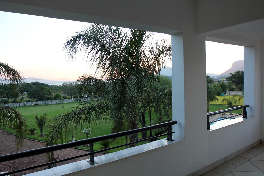 Casa Bianca Guest Lodge Hartbeespoort Pokoj fotografie