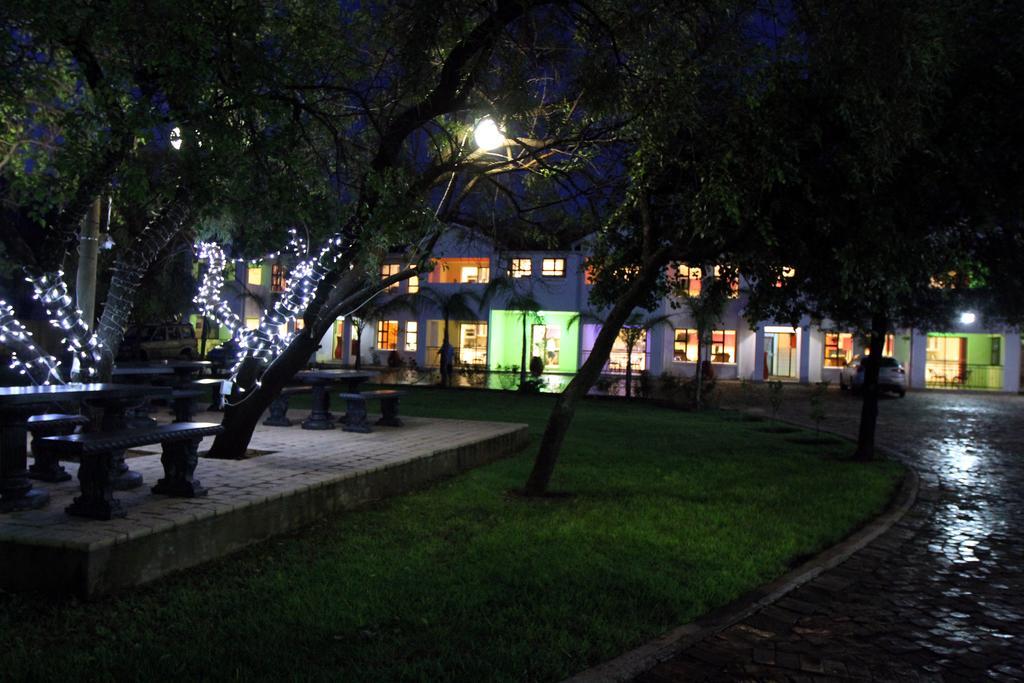 Casa Bianca Guest Lodge Hartbeespoort Pokoj fotografie